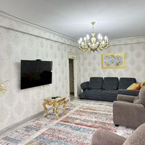 2-к. квартира, 70 м², 2/13 эт.