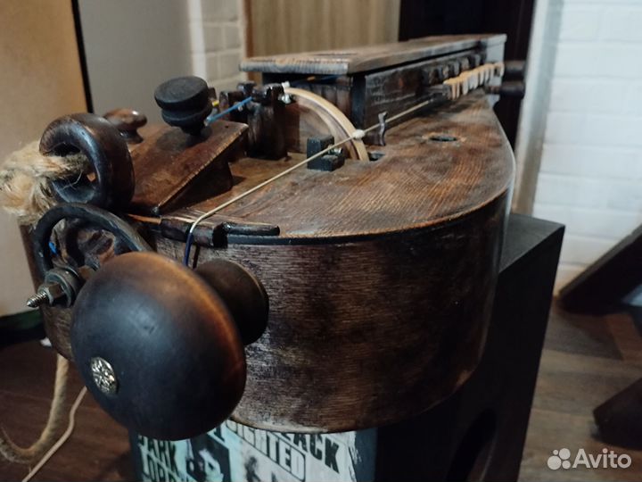 Колесная лира