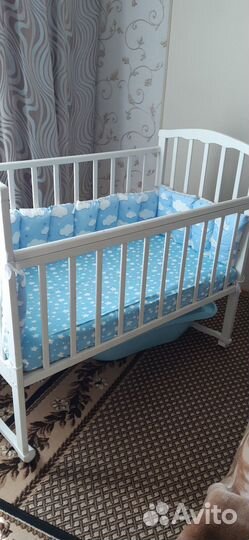 Детская кроватка