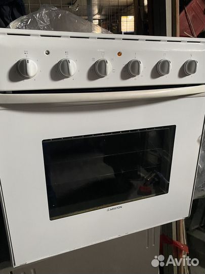 Духовой электрический шкаф Ariston