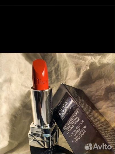 Помада dior