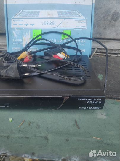 Ресивер триколор GS 8300