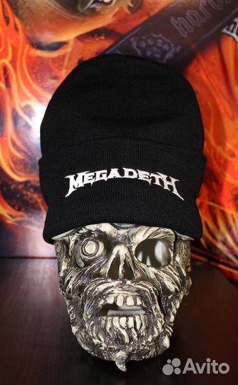 Продам шапки с рок группами