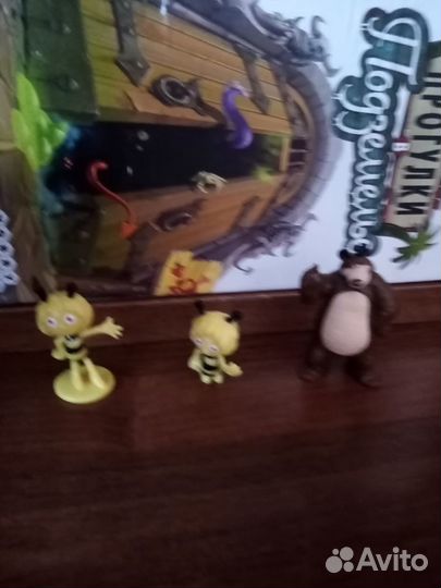 Киндер сюрприз (фигурки)