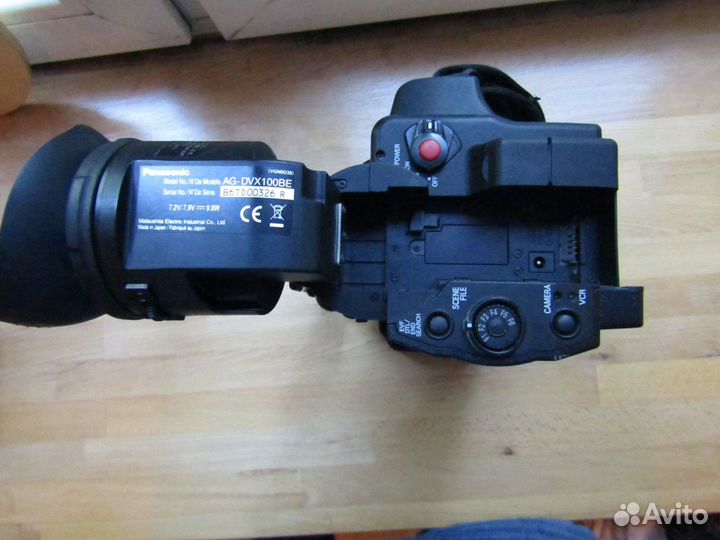 Профессиональная Видеокамера Panasonic AG-dvx100b