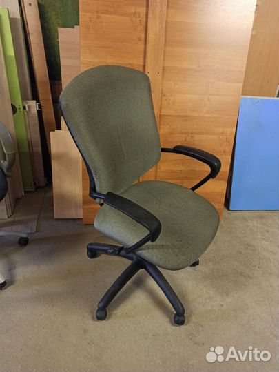 Офисное кресло бу