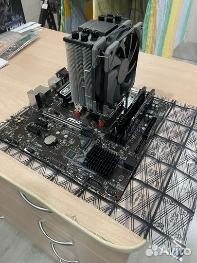 Новый комплект Ryzen 5 5600/B450M/16 gb