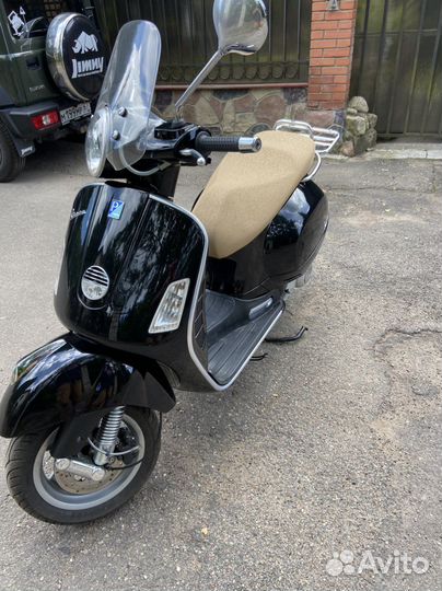 Piaggio vespa GTS 250