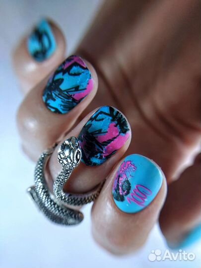 Маникюр, педикюр, наращивание