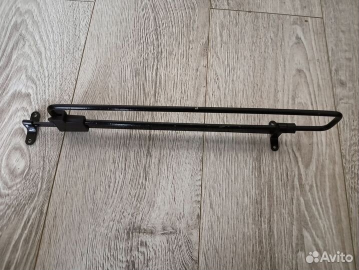 Вешалка в шкаф