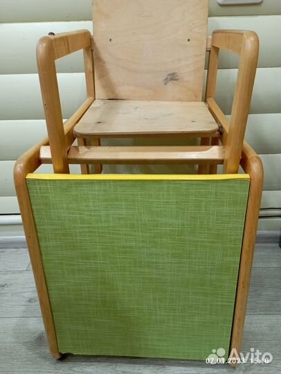 Детский стол и стул