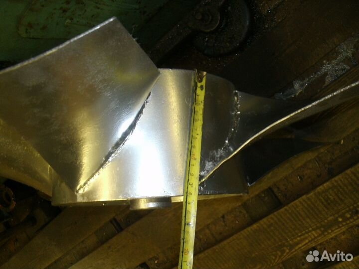 Гребной винт для катера