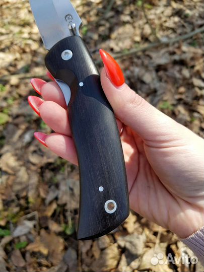 Складной нож D2