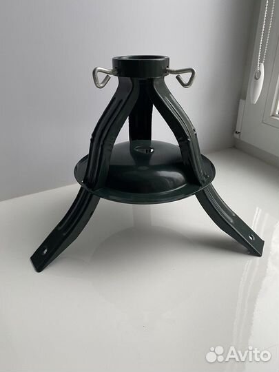 Подставка под живую елку