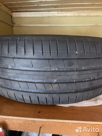 Pirelli P Zero 275/45 R20
