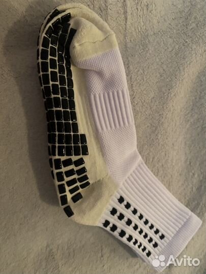 Носки с резиновой подошвой