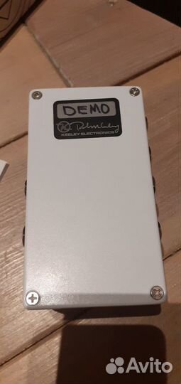 Гитарная педаль Keeley eccos