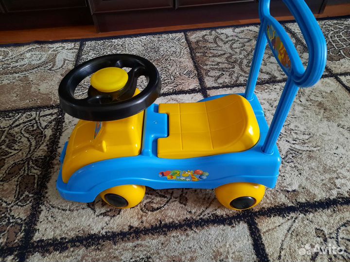 Детская машинка толокар каталка