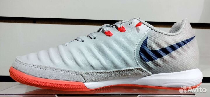 Футзалки Nike Tiempo-x