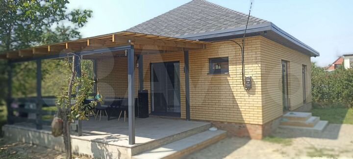 Дом 65 м² на участке 5 сот.