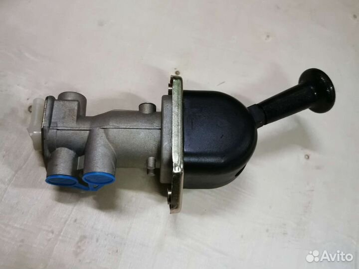 Кран ручного тормоза 5.9 bar\Iveco GMP 9617221500