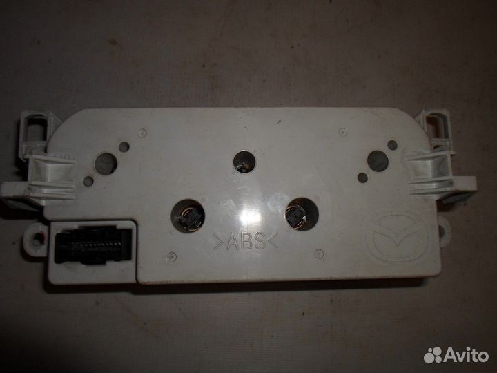 Блок управления климатом (Mazda CX-7)