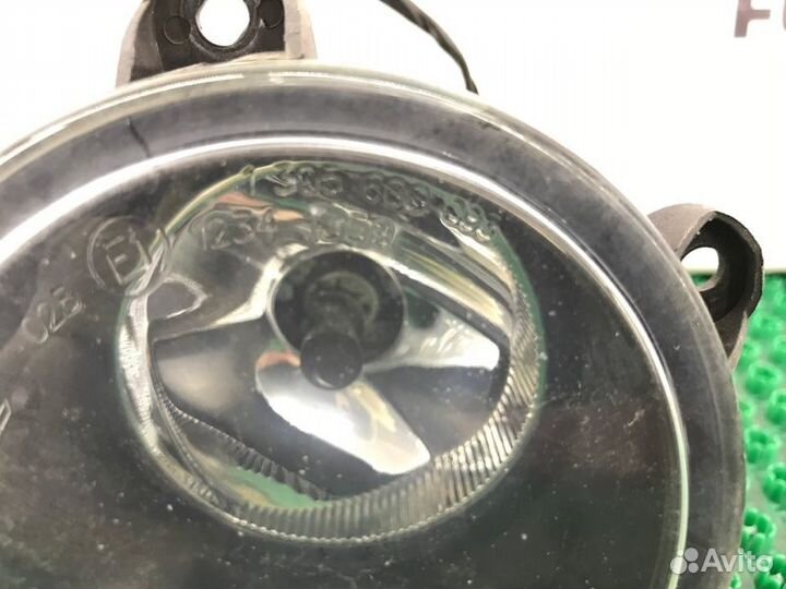 Фара противотуманная передняя левая Land Rover