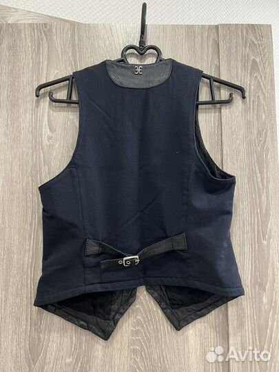 Жилет женский