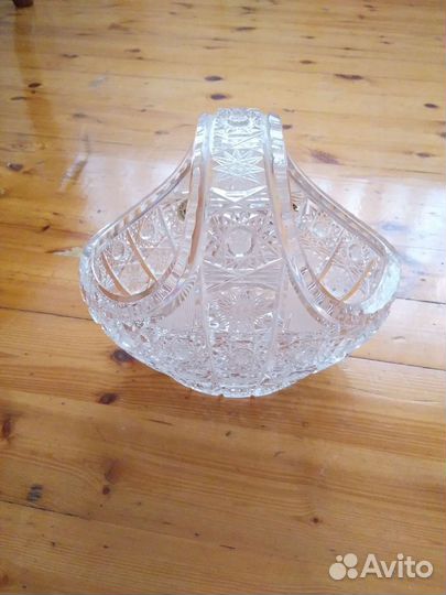 Хрустальная корзинка, ваза