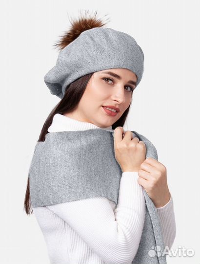 Берет с шарфом