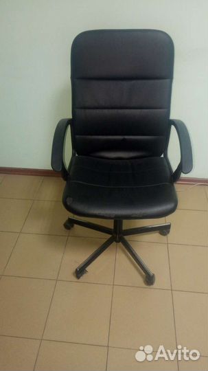 Офисное кресло бу
