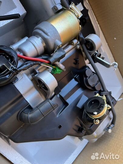 Двигатель для скутера 9 л. с. 150 см3 (157QMJ)