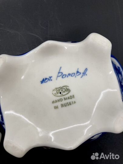 Гжель авторская. Шкатулка с двойным дном