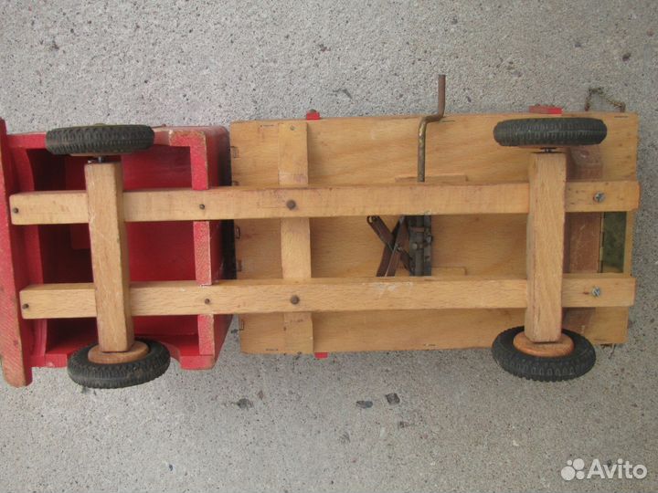 Старинная машина грузовик