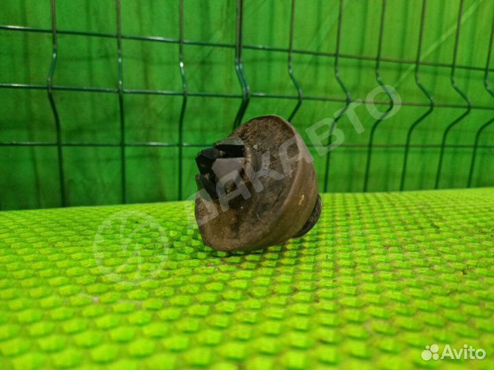 Упор домкрата Mercedes-Benz E W210