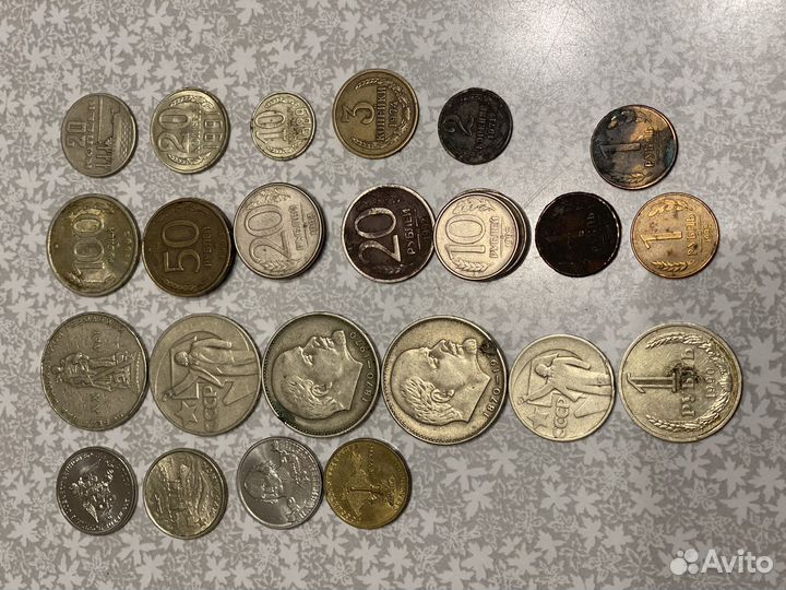 Юбилейные монеты