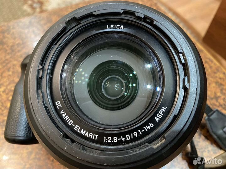 Panasonic Lumix dmc-FZ1000