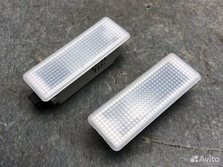 Плафон багажника Bmw X6