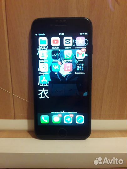 Продам айфон 7