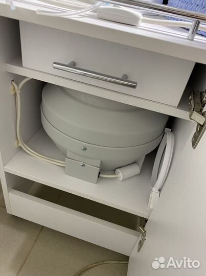 Вытяжка для маникюра и педикюра торнадель