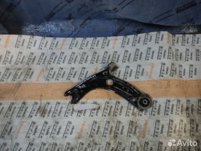 Рычаг передний правый Шкода Октавия А7 Scoda