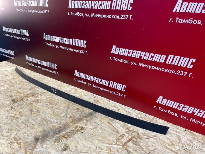 Молдинг крыши правый LADA X-Ray