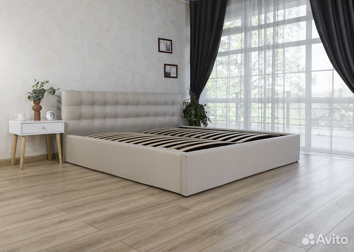 Кровать с матрасом 180х200 двуспальная