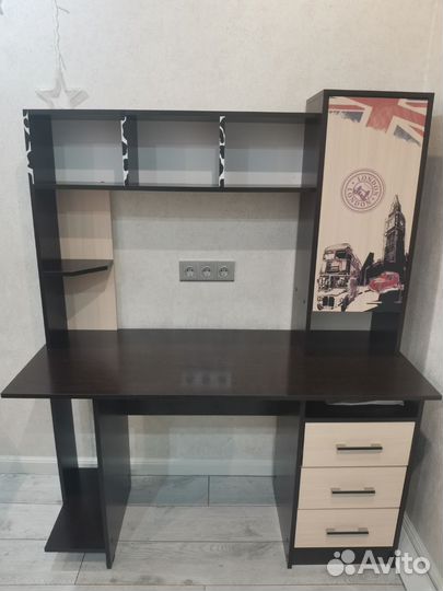 Компьютерный стол