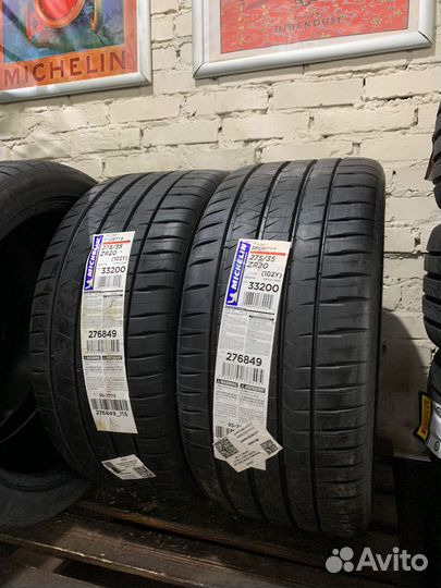 Michelin Pilot Sport 4 S 245/40 R20 и 275/35 R20 99Y