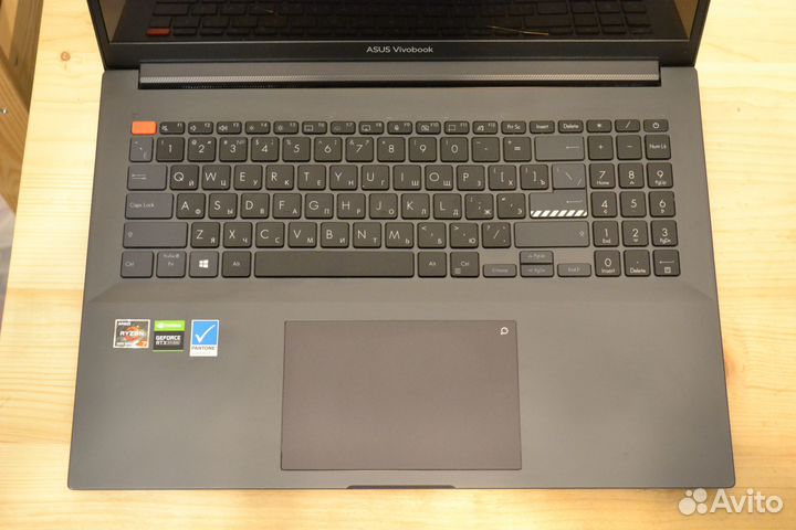 Ноутбук asus VivoBook Pro 16X oled M7600