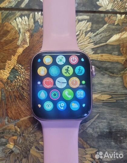 Розовые смарт-часы HW16