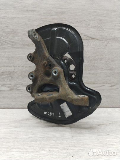 Поворотный кулак левый Mercedes C-Class W204