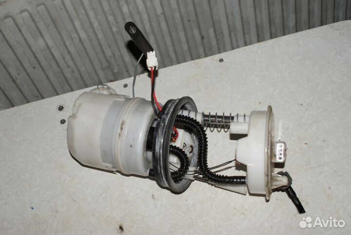 Датчик уровня топлива насос Nissan Qashqai J10