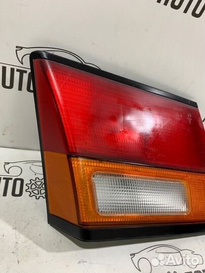 Фонарь задний левый Nissan Primera P10